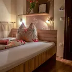 Nadasdi Haz 住宿加早餐酒店 4*