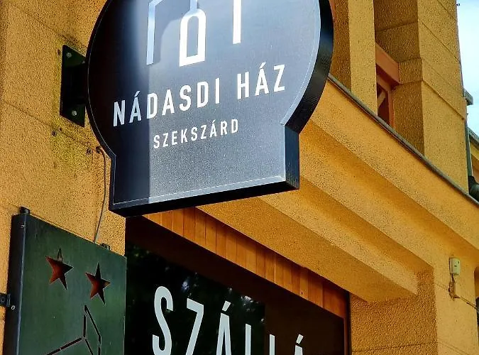 Bed & Breakfast Nádasdi Ház 4*