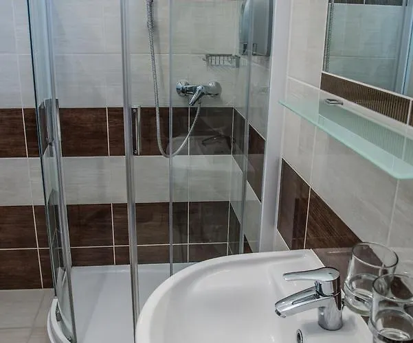 Bed & Breakfast Nádasdi Ház 4*
