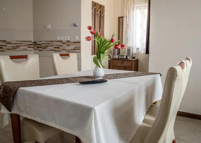 Bed & Breakfast Nádasdi Ház